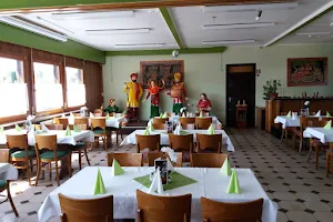 Badal's Küche Indian Restaurant image