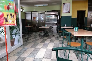 Trianô - Sociedade Comercial De Cafetaria E Pastelaria Lda image