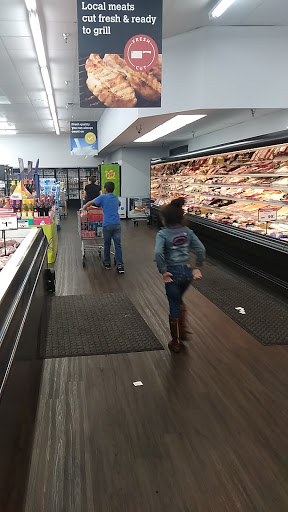 Supermarket «Foodland», reviews and photos, 1652 Beltline Rd SW, Decatur, AL 35601, USA