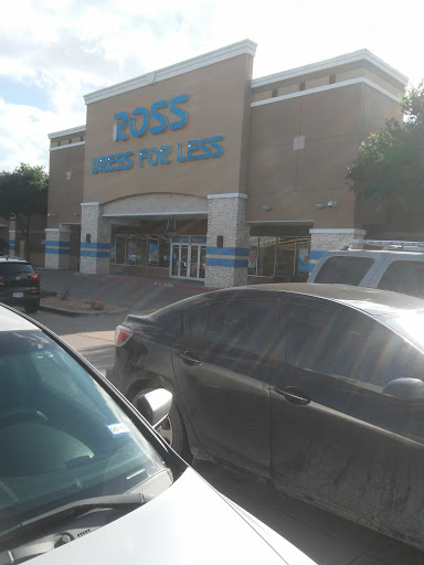 Clothing Store «Ross Dress for Less», reviews and photos, 1161 N Burleson Blvd, Burleson, TX 76028, USA
