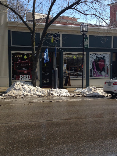 Pear Tree Gifts, 449 Central Ave, Dover, NH 03820, USA, 