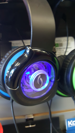 Video Game Store «GameStop», reviews and photos, 3800 Klose Way STE E, San Pablo, CA 94806, USA