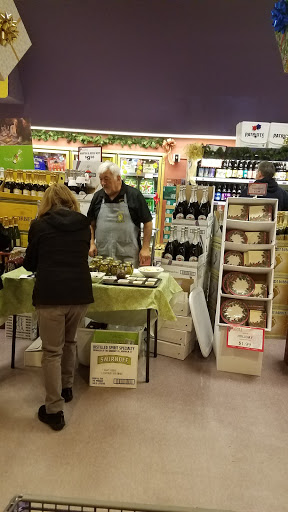 Liquor Store «Table and Vine», reviews and photos, 1119 Riverdale St, West Springfield, MA 01089, USA