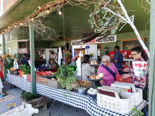 Florist «Sequoia Flowers Produce & More», reviews and photos, 20940 Ave 296, Exeter, CA 93221, USA