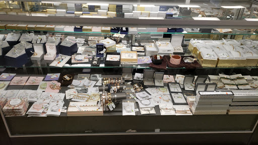 Clothing Store «Ross Dress for Less», reviews and photos, 12115 Biscayne Blvd, North Miami, FL 33181, USA