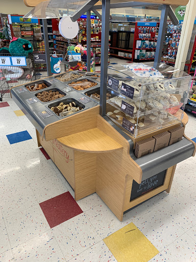 Pet Supply Store «Petco Animal Supplies», reviews and photos, 85 State St, Orem, UT 84058, USA