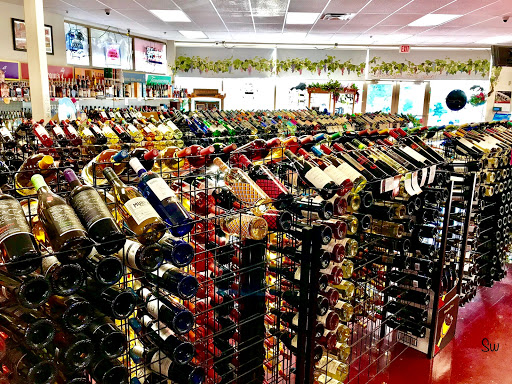 Beer Store «D & G Liquors», reviews and photos, 18027 Garland Groh Blvd, Hagerstown, MD 21740, USA