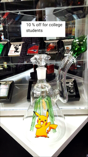 Tobacco Shop «Cedars Smoke Shop», reviews and photos, 17 Faunce Corner Rd, North Dartmouth, MA 02747, USA