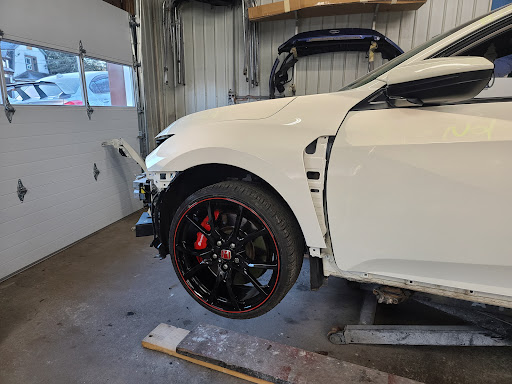 Car Repair and Maintenance «Brothers II Auto Body», reviews and photos, 5143 S Fallsburg Main St, South Fallsburg, NY 12779, USA