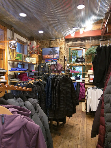 Outdoor Sports Store «Great Outdoor Store», reviews and photos, 201 E 10th St, Sioux Falls, SD 57104, USA
