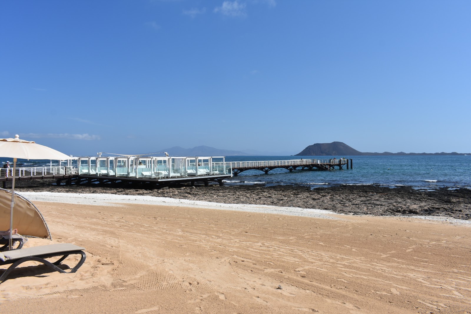 Foto de Playa Puerto Remedios com água verde clara superfície