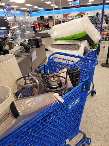 Shopping Mall «Landstown Commons Shopping Center», reviews and photos, 3334 Princess Anne Rd, Virginia Beach, VA 23456, USA