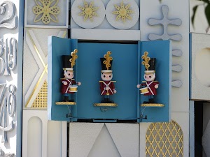 its a small world - photo 88