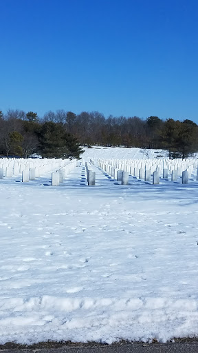 Calverton Natl Cemetery image 4