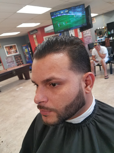 Barber Shop «Dream Team Barber Shop», reviews and photos, 7107 Turfway Rd, Florence, KY 41042, USA