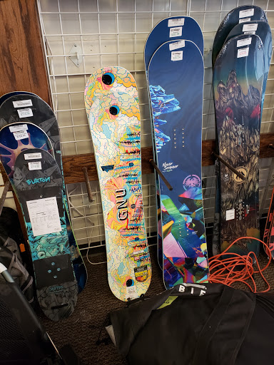 Ski Shop «Sun Valley Sports», reviews and photos, 8418 Castleton Corner Dr, Indianapolis, IN 46250, USA