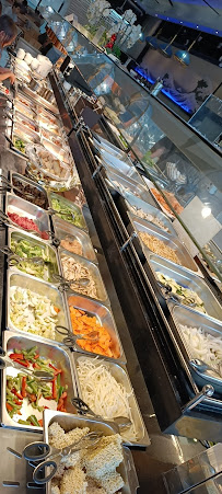 Bar à salade du LET'S WOK - Restaurant Asiatique - Buffet à volonté à Paris - n°13