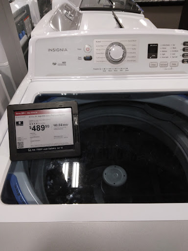 Electronics Store «Best Buy», reviews and photos, 1 Galleria Dr J107, Cheektowaga, NY 14225, USA