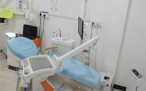 Dr Baskar's dental clinic @ vadavalli -Root canal treatment and aligner s centre image