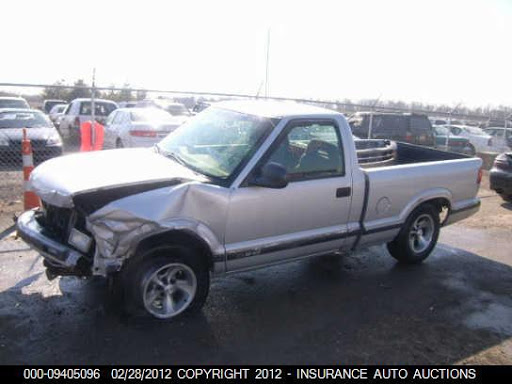 Used Auto Parts Store «Town and Country Auto Parts», reviews and photos, 10080 Cincinnati-Zanesville Rd SW, Amanda, OH 43102, USA