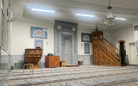 Valide Sultan Moschee image