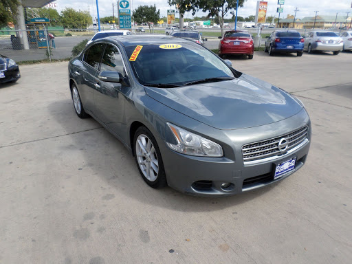 Used Car Dealer «Diamond Automotive Group», reviews and photos, 2507 SW Loop 410, San Antonio, TX 78227, USA