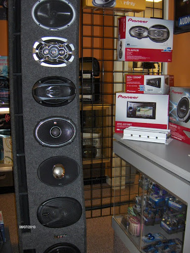 Car Stereo Store «Electronic Arts», reviews and photos, 11 N John St, Pearl River, NY 10965, USA