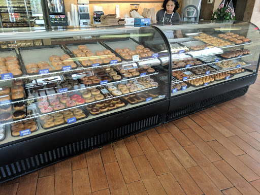 Donut Shop «Good Things Donuts», reviews and photos, 625 Eglin Pkwy NE, Fort Walton Beach, FL 32547, USA