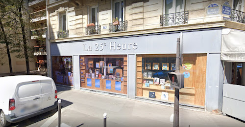 Librairie La 25e Heure Paris
