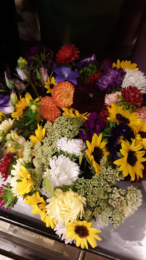 Florist «A New Leaf Flowers and Gifts», reviews and photos, 4106 Monona Dr, Madison, WI 53716, USA