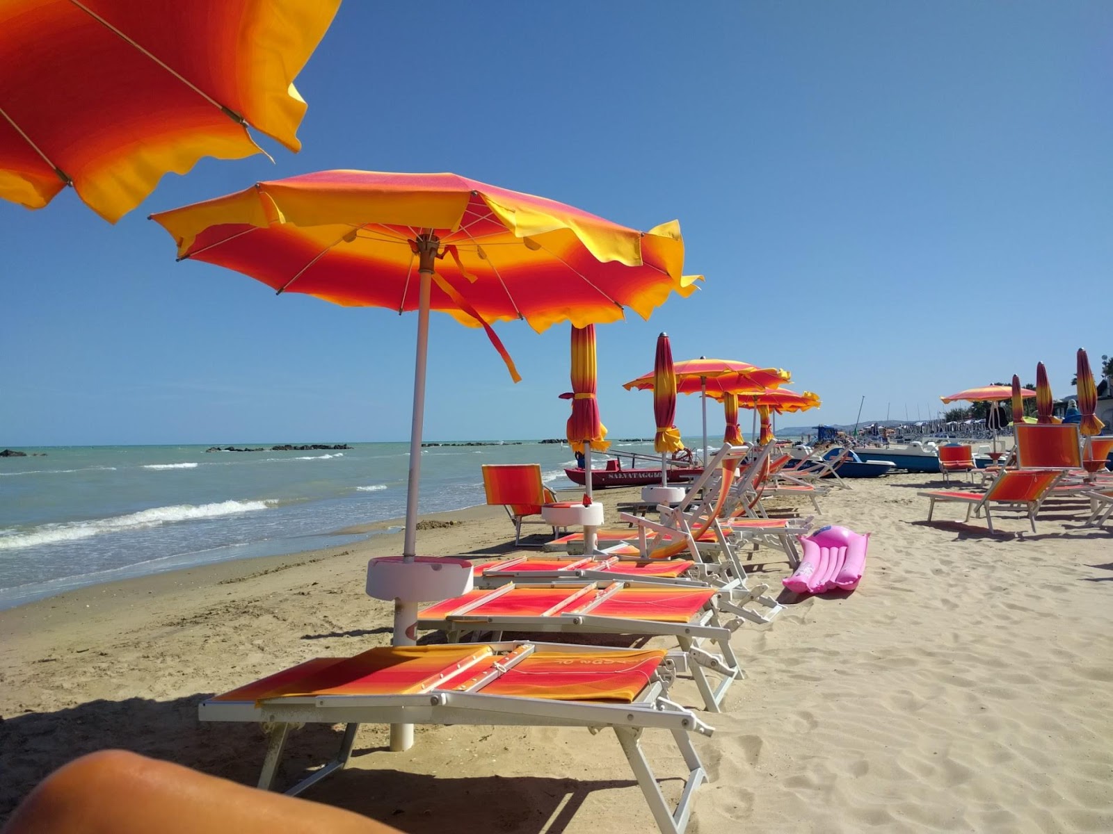 Fotografija Cologna plaža priljubljeno mesto med poznavalci sprostitve