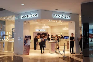 Pandora Macquarie Centre image