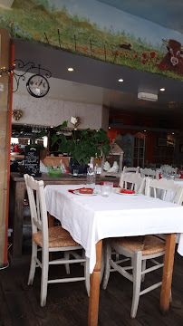 Atmosphère du Restaurant français Le Plancher des Vaches à Brive-la-Gaillarde - n°3
