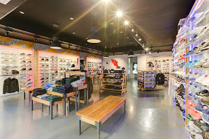 The Athlete's Foot - Sneakers Den Helder