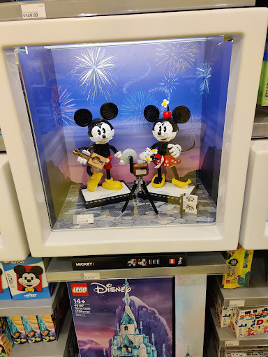 Toy Store «The LEGO Store», reviews and photos, 6020 E 82nd St, Indianapolis, IN 46250, USA