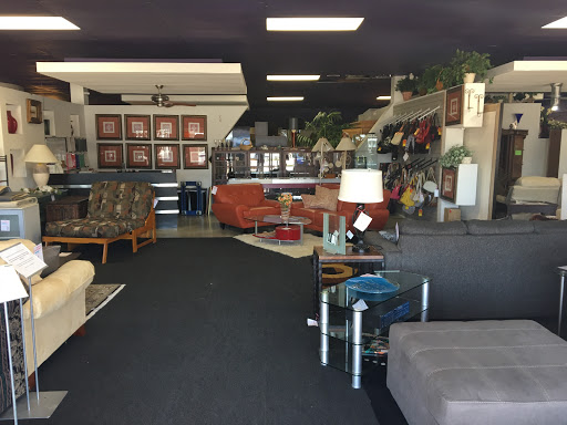 Consignment Shop «Design Furniture Outlet & Consignment», reviews and photos, 1928 Gulf to Bay Blvd, Clearwater, FL 33765, USA
