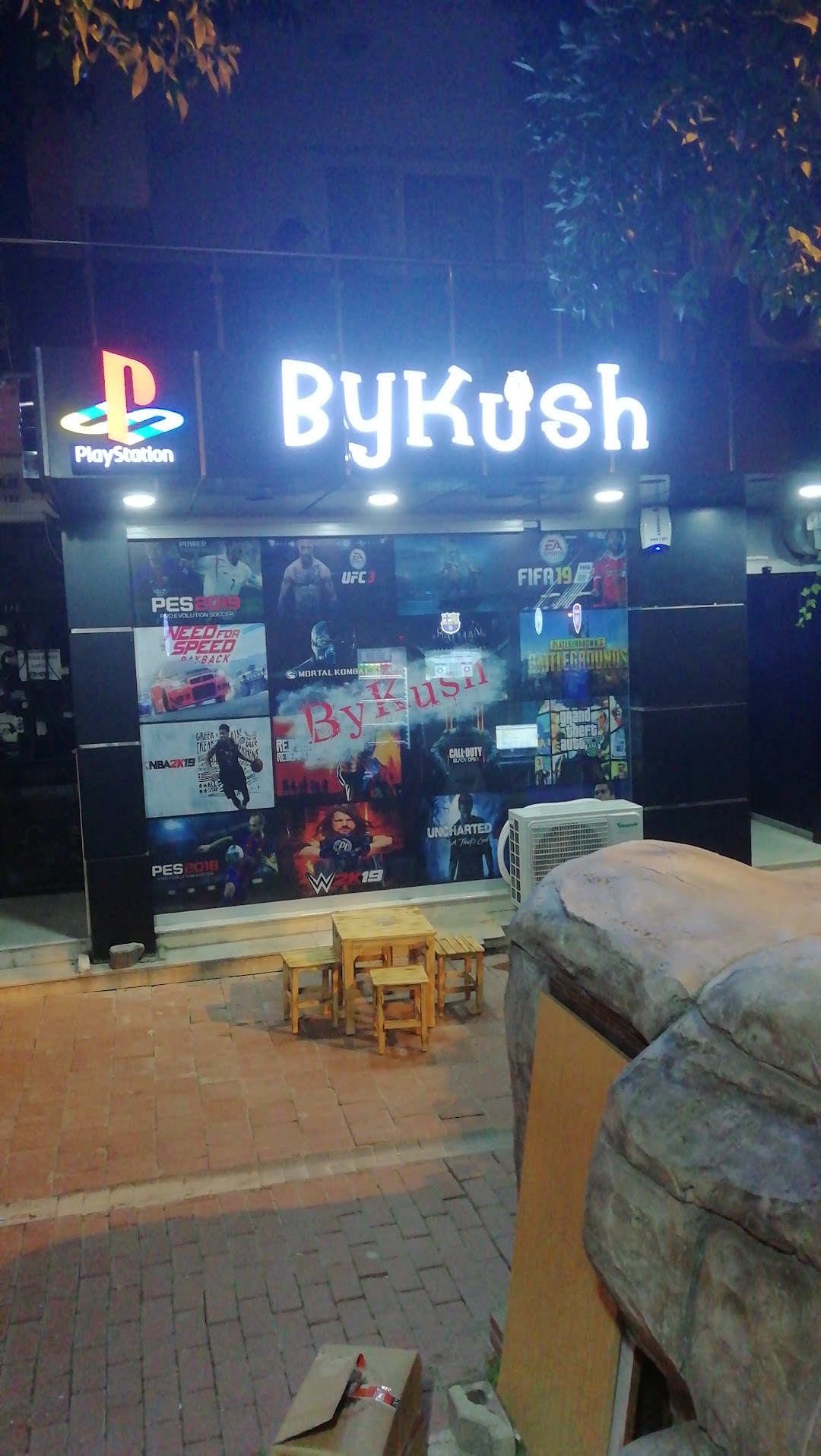 ByKush Playstation Cafe