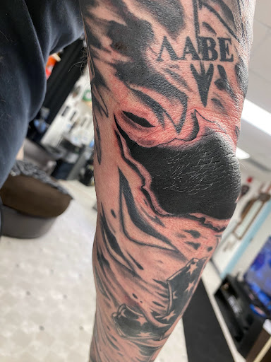 Explore love heart tattoo ideas, creative tattoo ideas in Orland, available at K1LL3R ARTW0RK