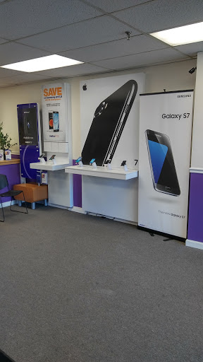 Cell Phone Store «MetroPCS Authorized Dealer», reviews and photos, 3103 Cranberry Hwy, East Wareham, MA 02538, USA