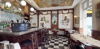 Atmosphère du Restaurant français Restaurant Brigitte à Paris - n°10