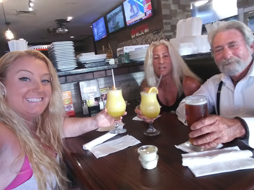 Grill «Snappers Grill & Comedy Club», reviews and photos, 36657 US-19, Palm Harbor, FL 34684, USA