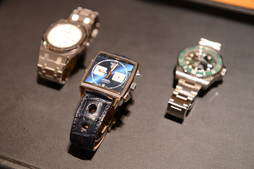 Buy replica watches Lyon