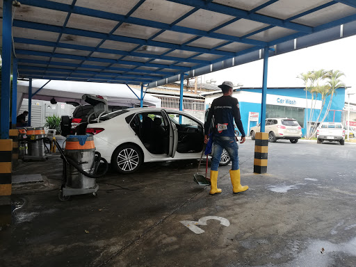 Hand car wash Guayaquil