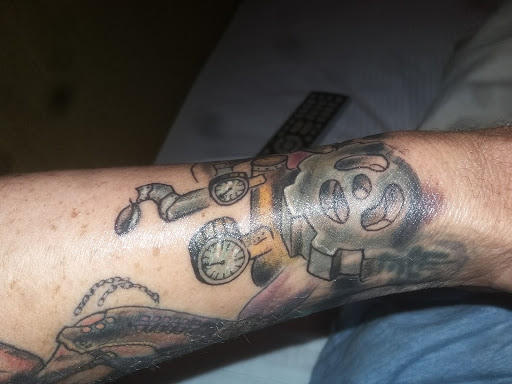 Tattoo Shop «Sacred Dagger Tattoo Studio», reviews and photos, 1131 21st St, Vero Beach, FL 32960, USA