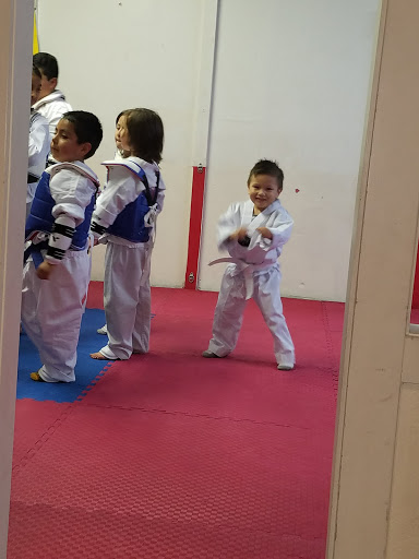 Health Club «Custom Health & Fitness Inc», reviews and photos, 520 California Blvd # 12, Napa, CA 94559, USA