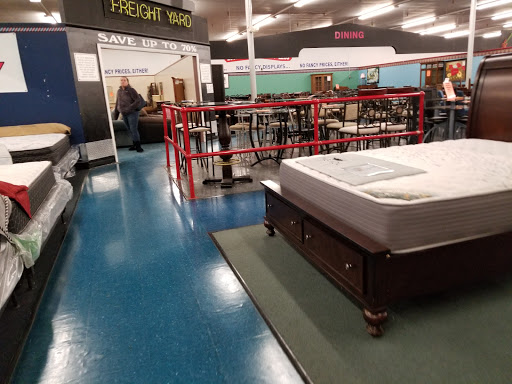 Furniture Store «Unclaimed Freight», reviews and photos, 2260 Industrial Dr, Bethlehem, PA 18017, USA