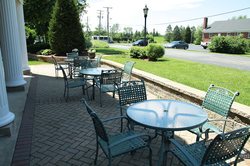 Funeral Home «Knollcrest Funeral Home», reviews and photos, 1500 S Meyers Rd, Lombard, IL 60148, USA