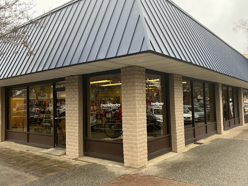 Freewheeler Bicycle Center, 703 2nd St, Davis, CA 95616, USA, 