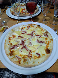 Plats et boissons du Pizzeria Presto Pizza Corbie - n°4