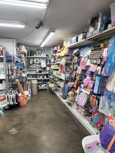 Department Store «Santa Fe Seconds», reviews and photos, 8615 Long Beach Blvd, South Gate, CA 90280, USA